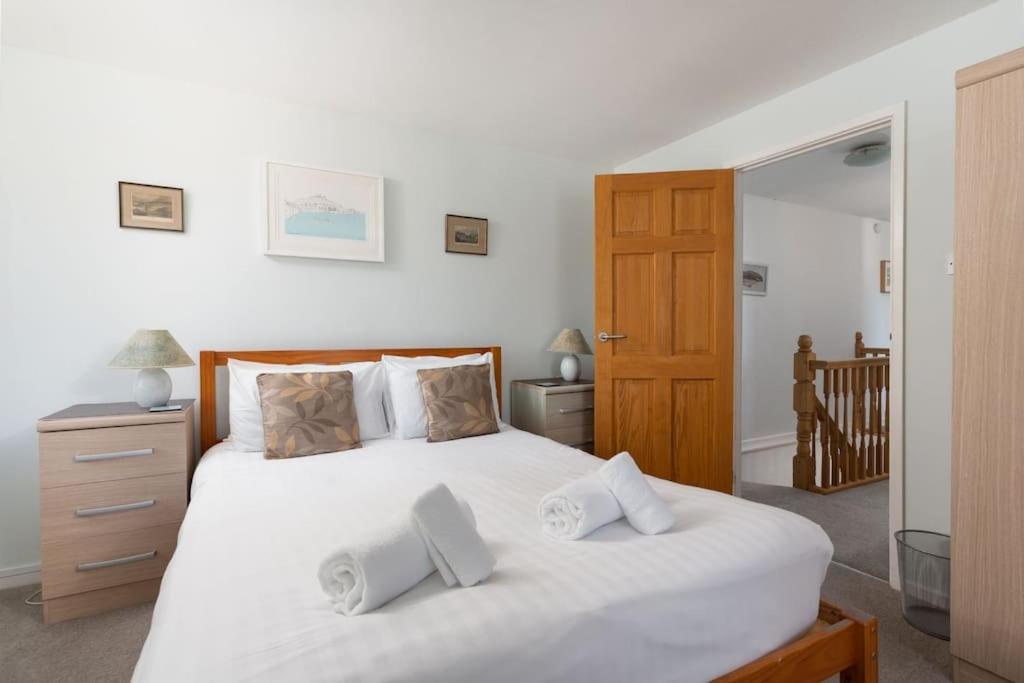 Charming 3 Bedroom Harbour Cottage With Parking بينزانس المظهر الخارجي الصورة